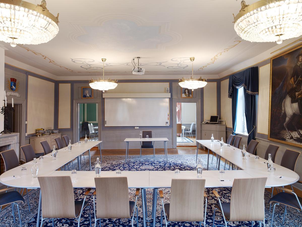 Noors Slott Hotel Knivsta Kültér fotó